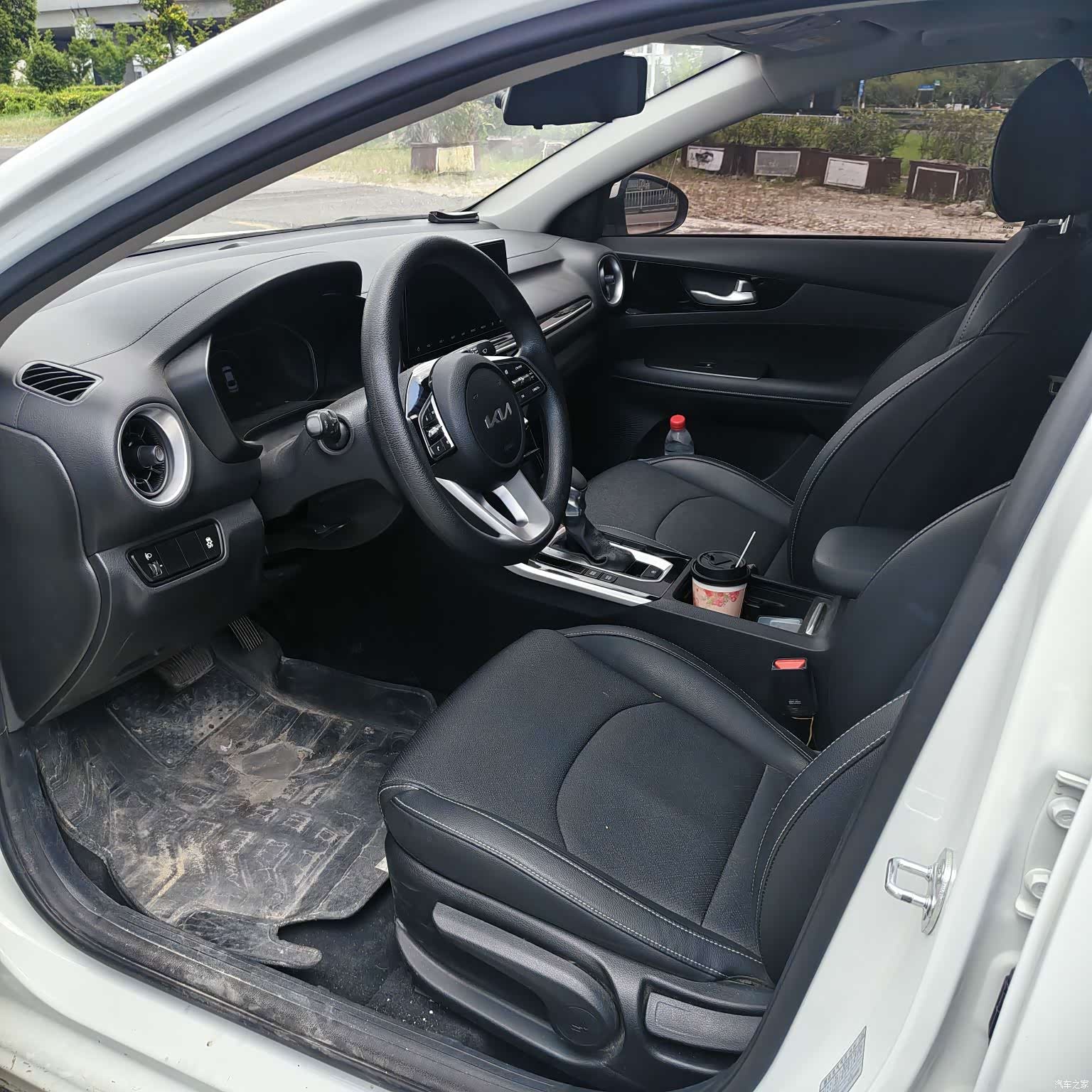 Kia K3, 2022 4