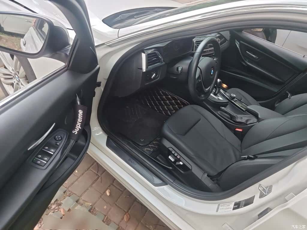 BMW 3 Series, 2016 16