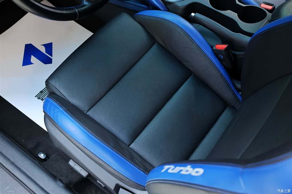 Hyundai Veloster, 2015 26