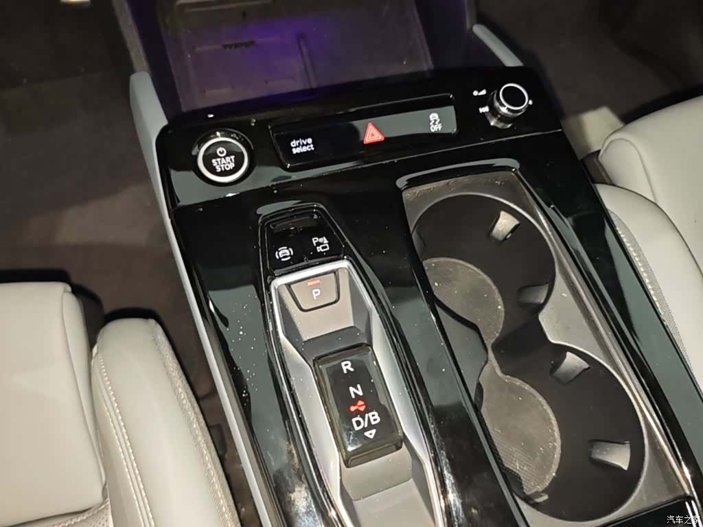 Audi e-tron, 2025 14