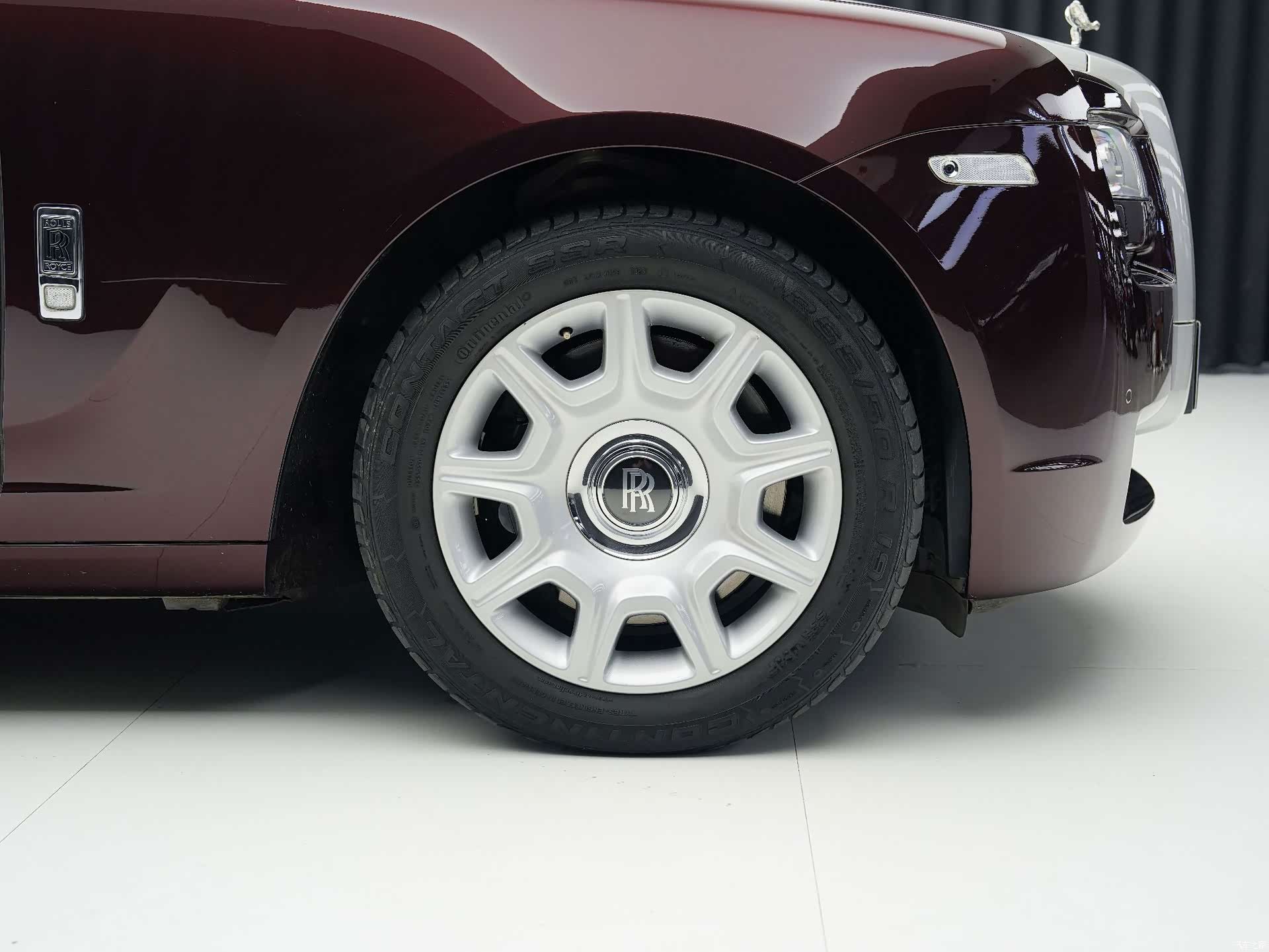 Rolls-Royce Ghost, 2014 9