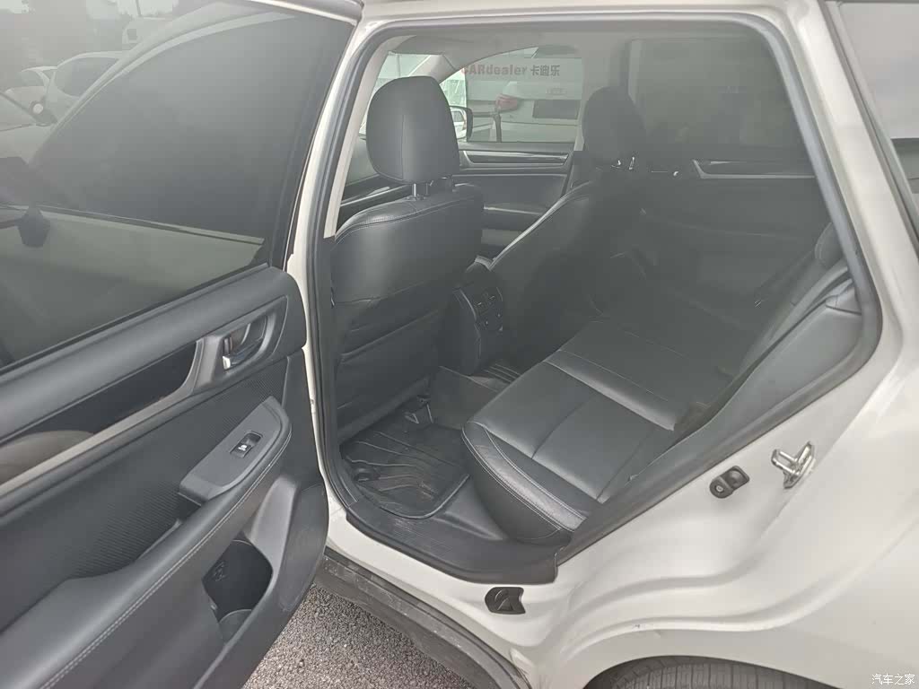 Subaru Outback, 2015 25