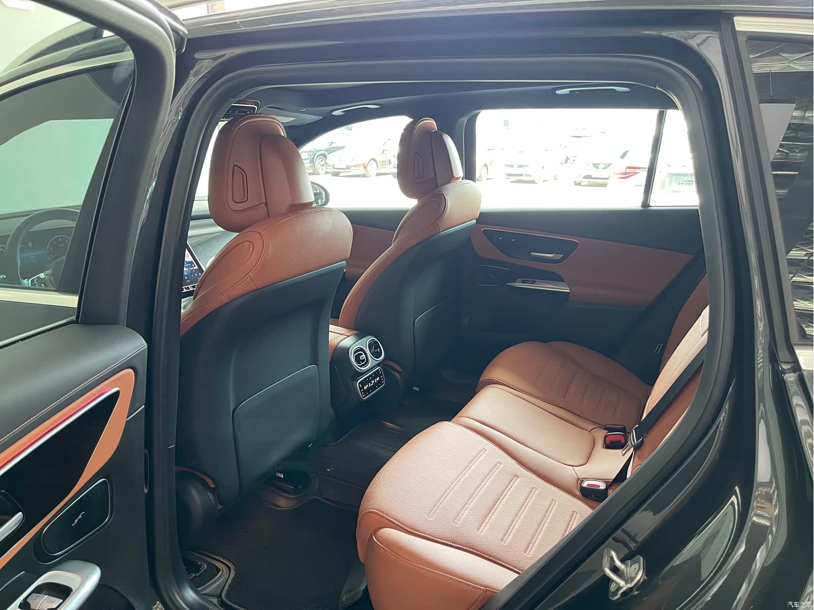 Mercedes-Benz GLC, 2023 18
