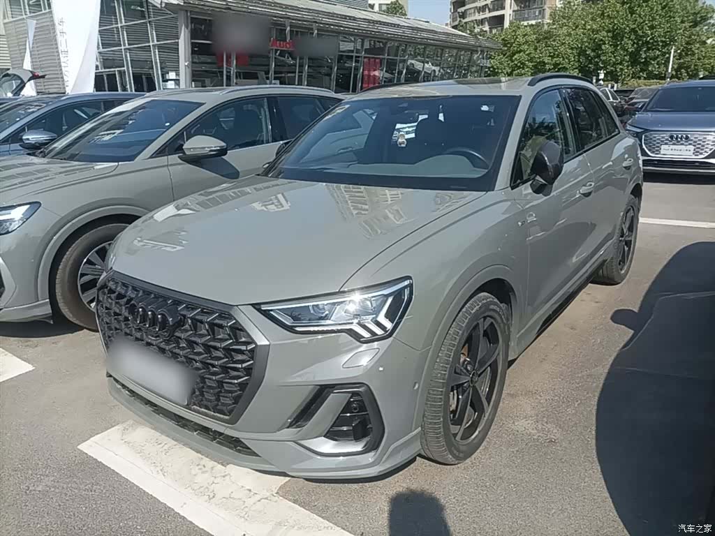 Audi Q3, 2024 1