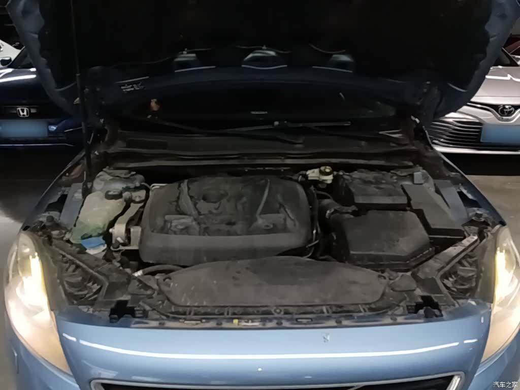 Volvo V40, 2016 20