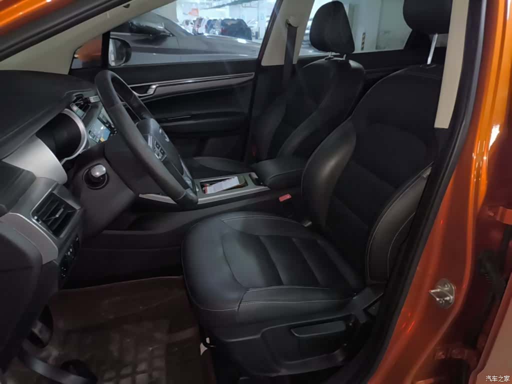 Geely Emgrand, 2017 15