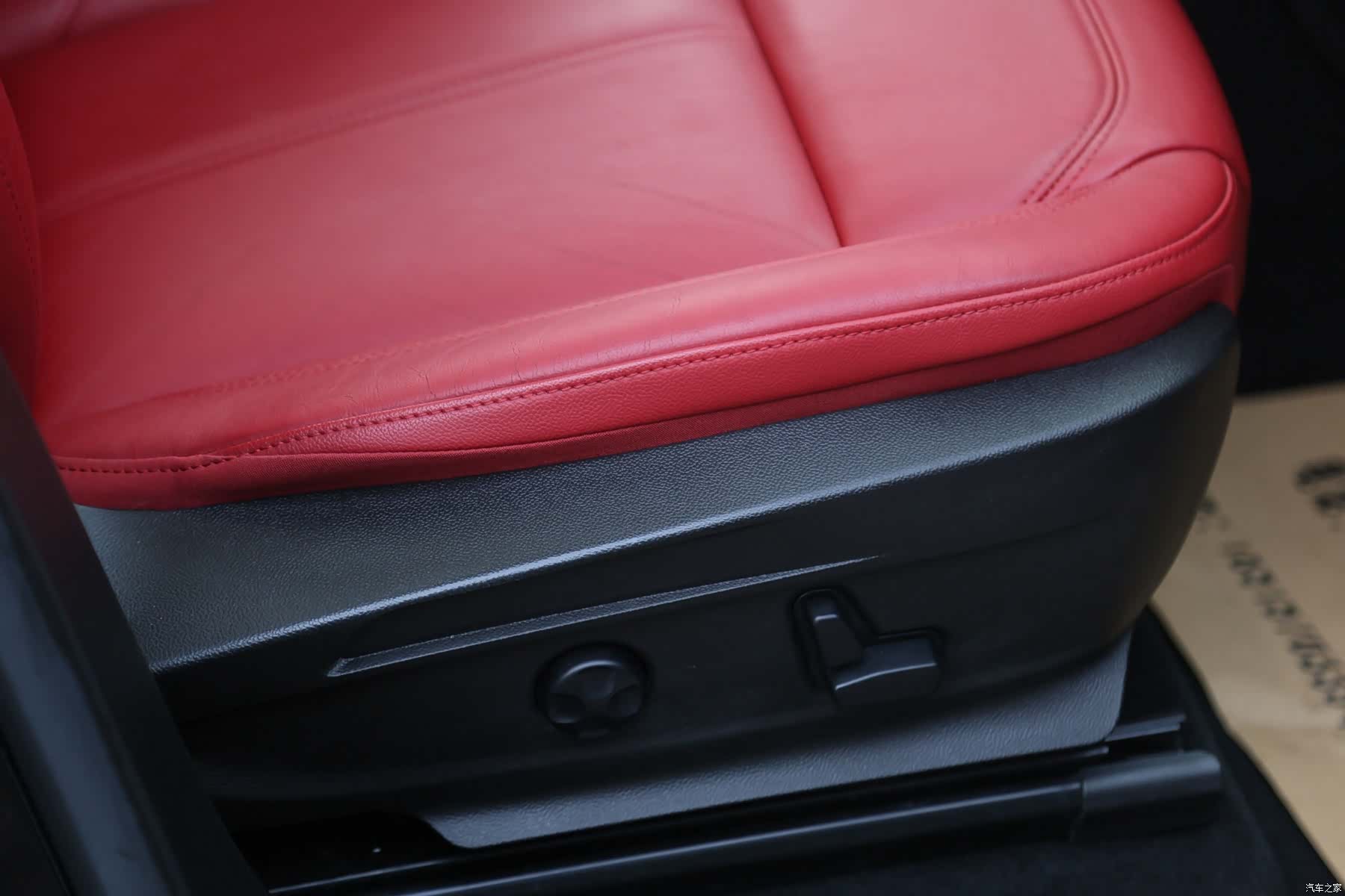 Alfa Romeo Stelvio, 2019 9