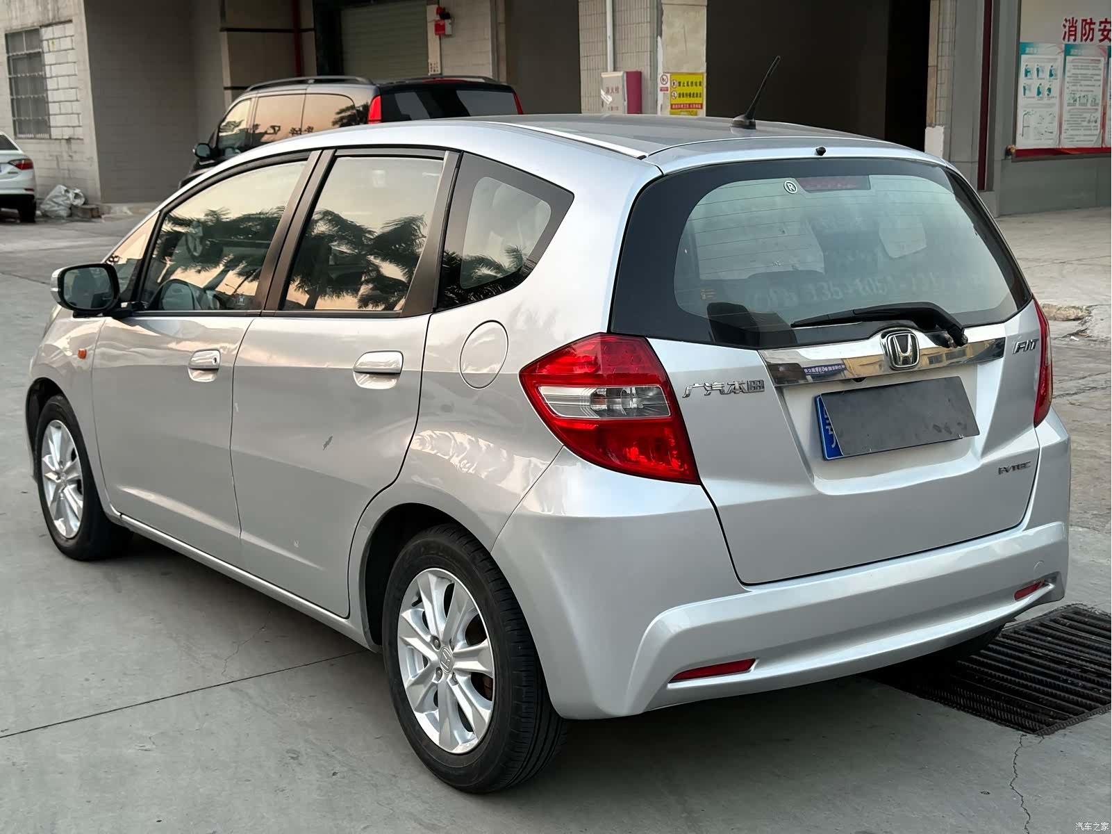 Honda Fit, 2011 7