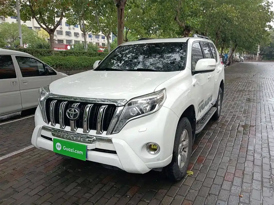 Toyota Prado