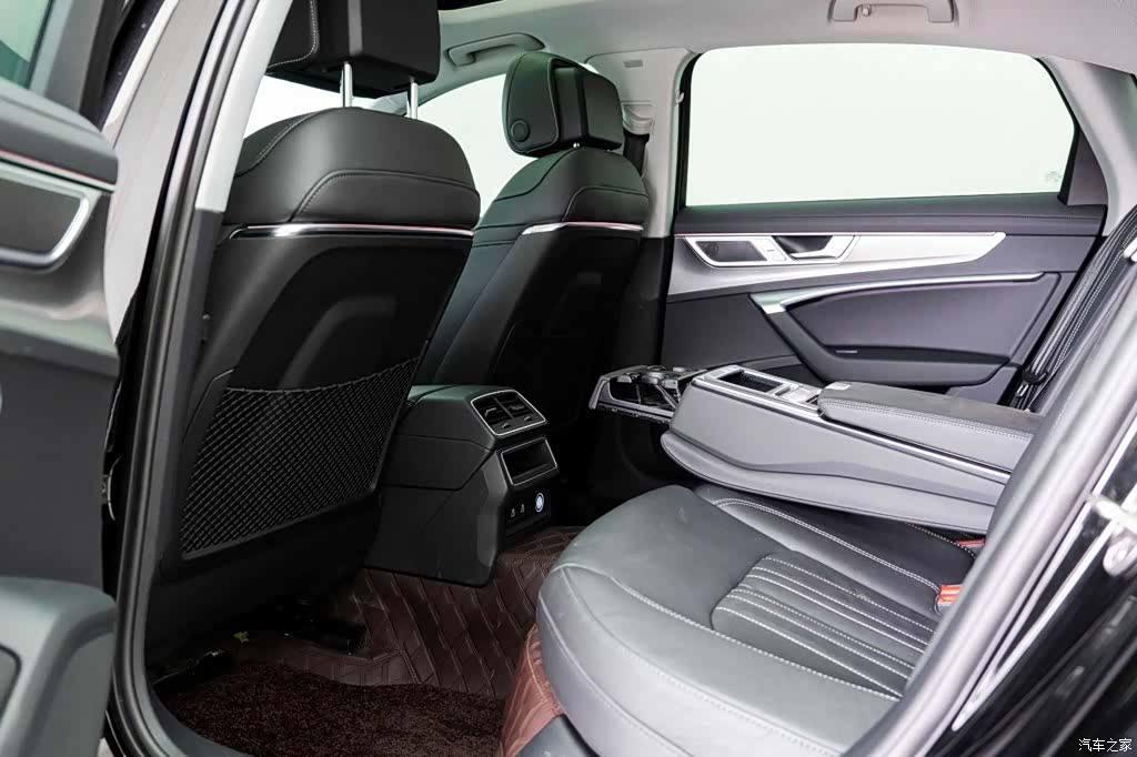 Audi A6L, 2021 8