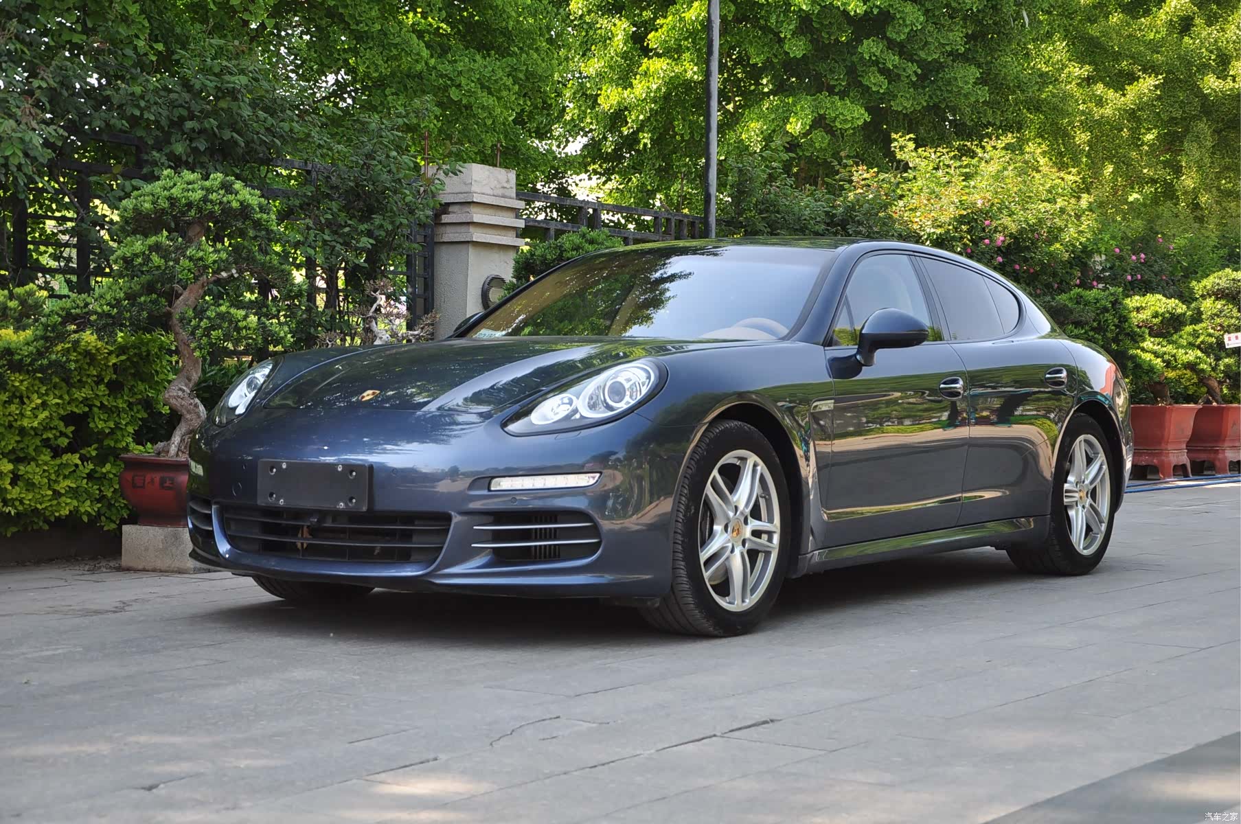 Porsche Panamera, 2014 1