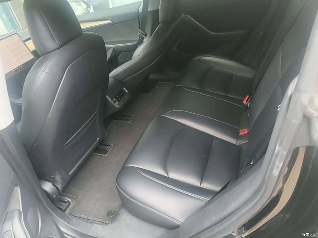 Tesla Model 3, 2023 17