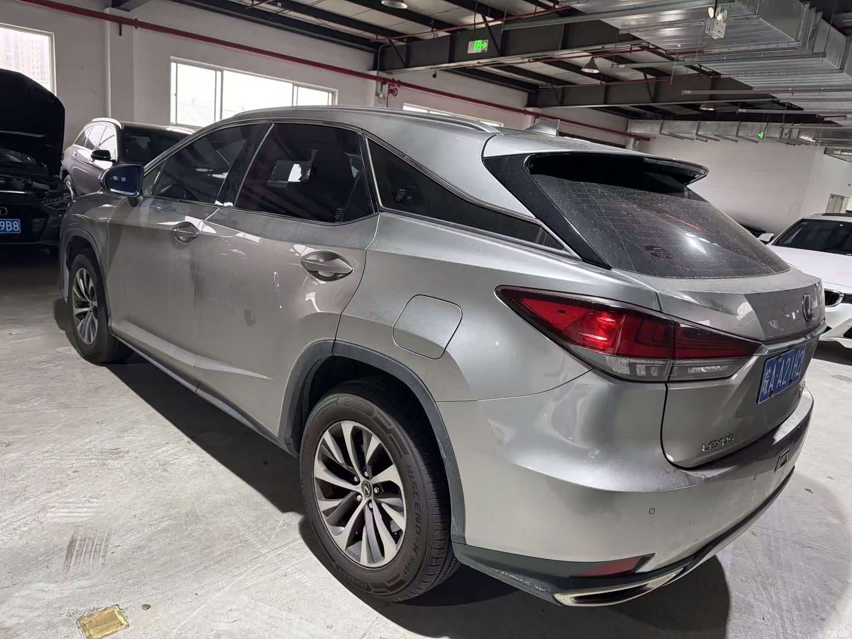 Lexus RX, 2022 3