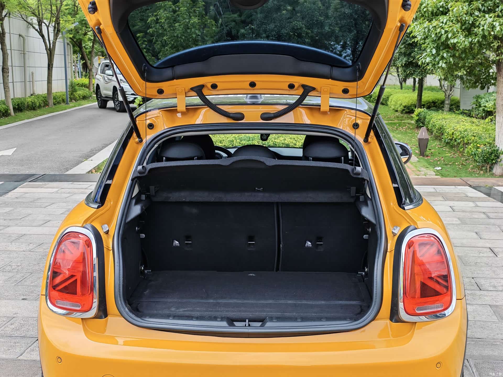 Mini Cooper, 2015 24
