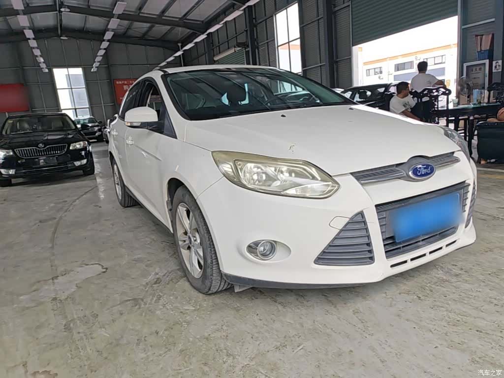 Ford Focus, 2015 22