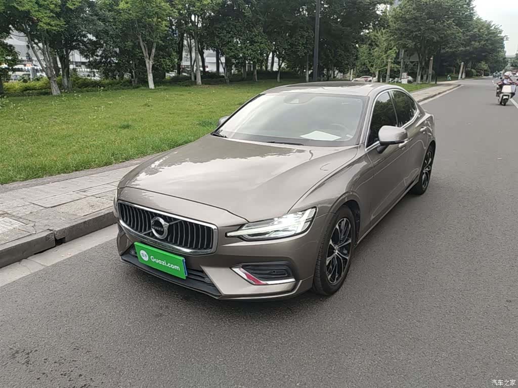 Volvo S60, 2022 2