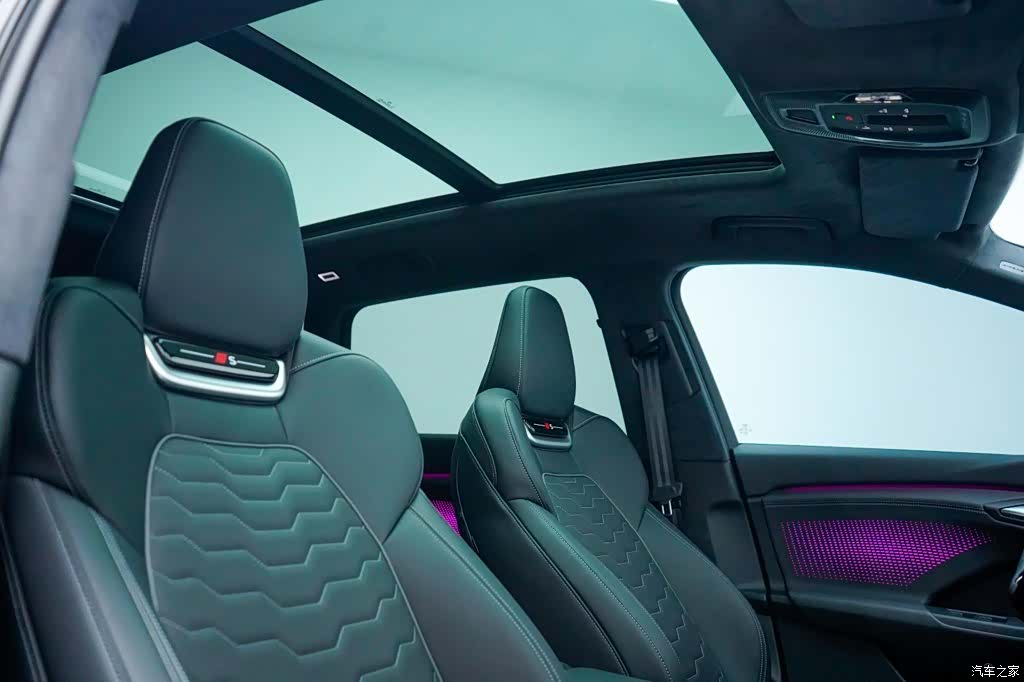 Audi e-tron, 2026 22
