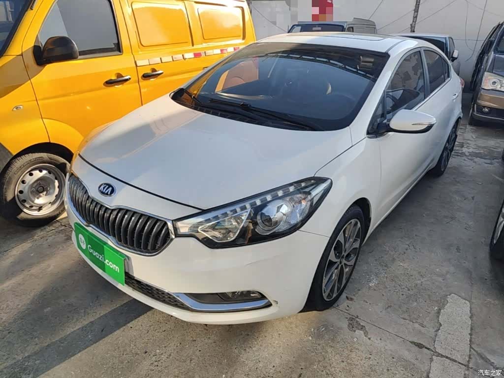 Kia K3, 2015 1