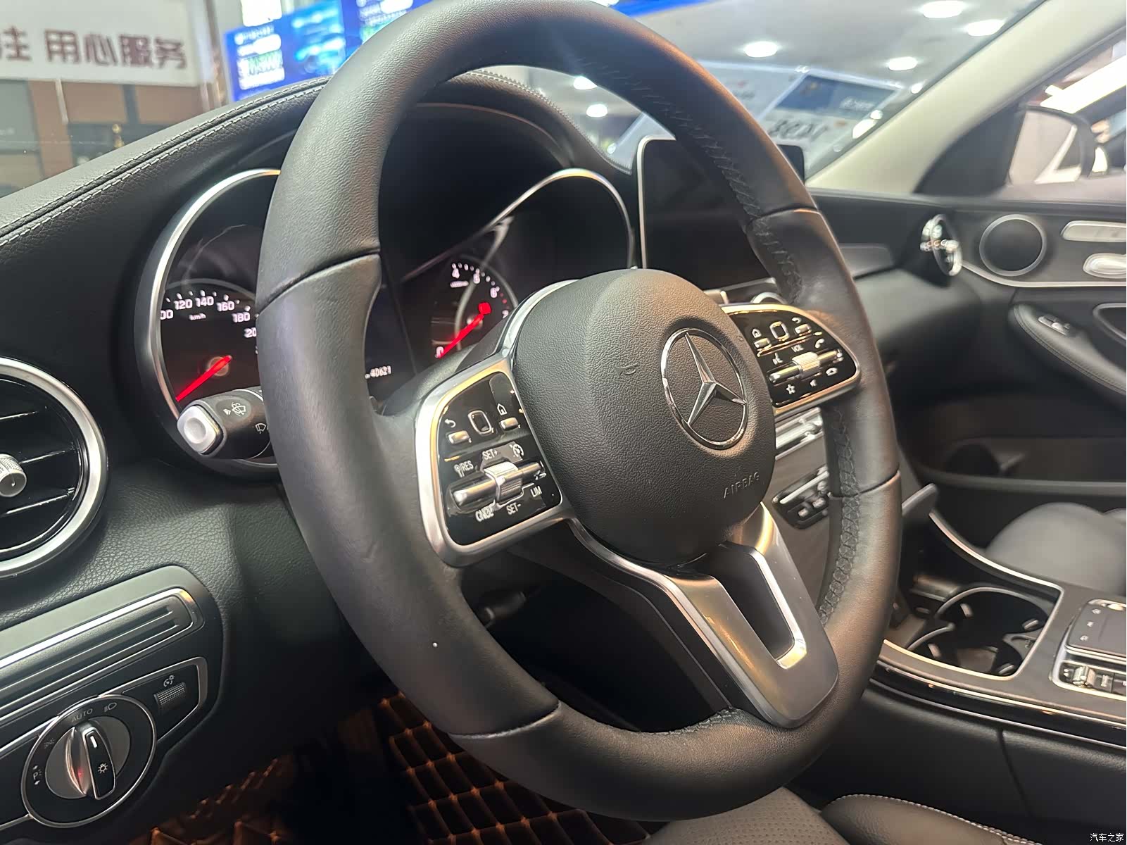 Mercedes-Benz C-Class, 2019 12