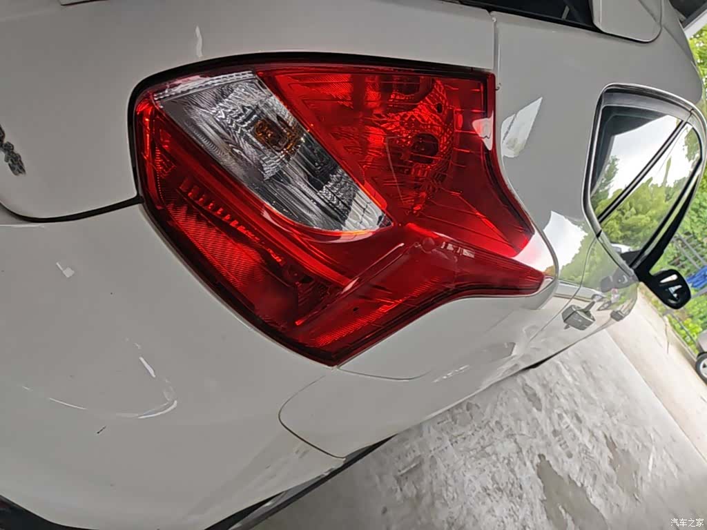 Ford Focus, 2015 24