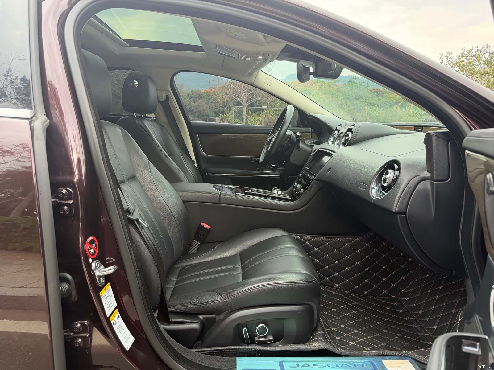 Jaguar XJ, 2018 16