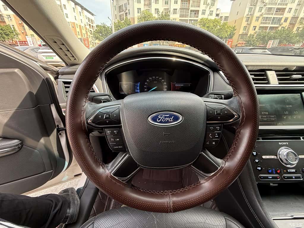 Ford Taurus, 2016 14