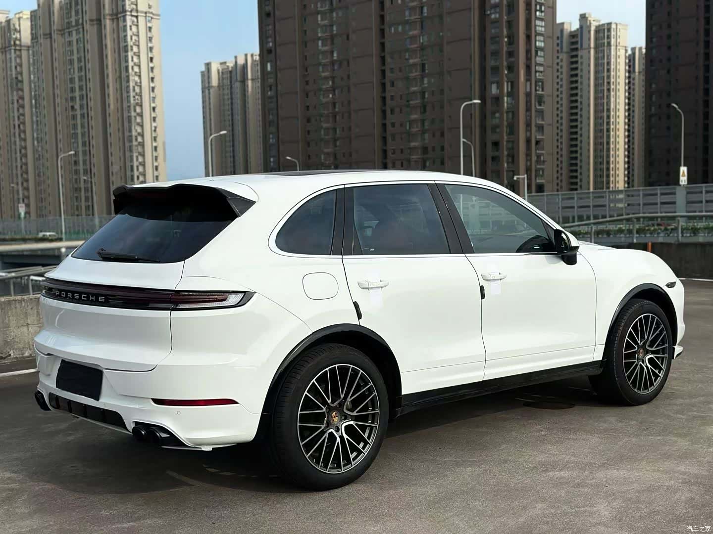 Porsche Cayenne, 2017 9