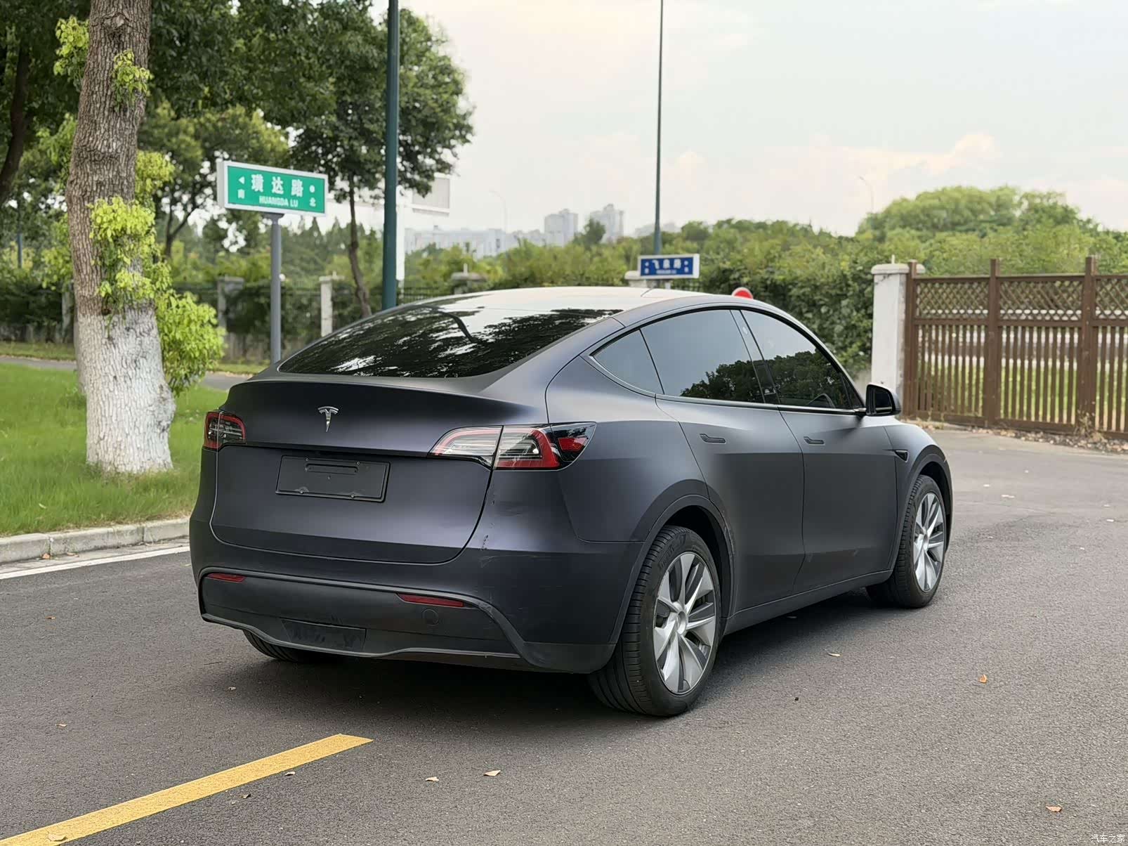 Tesla Model Y, 2022 6