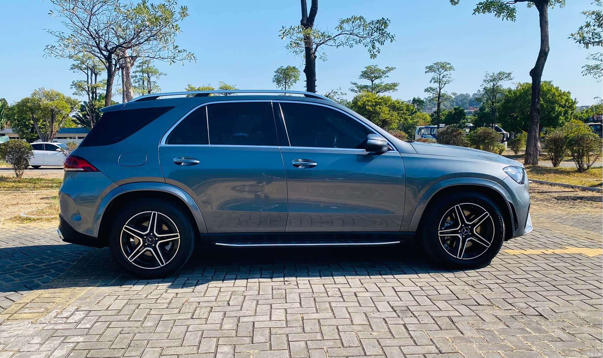 Mercedes-Benz GLE, 2021 24