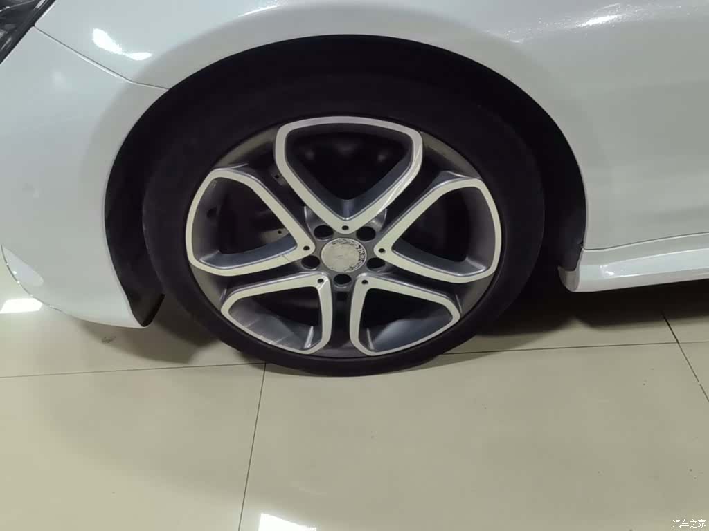 Mercedes-Benz E-Class, 2016 23