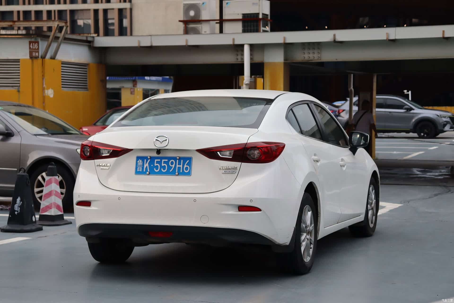 Mazda Mazda3, 2017 все фото