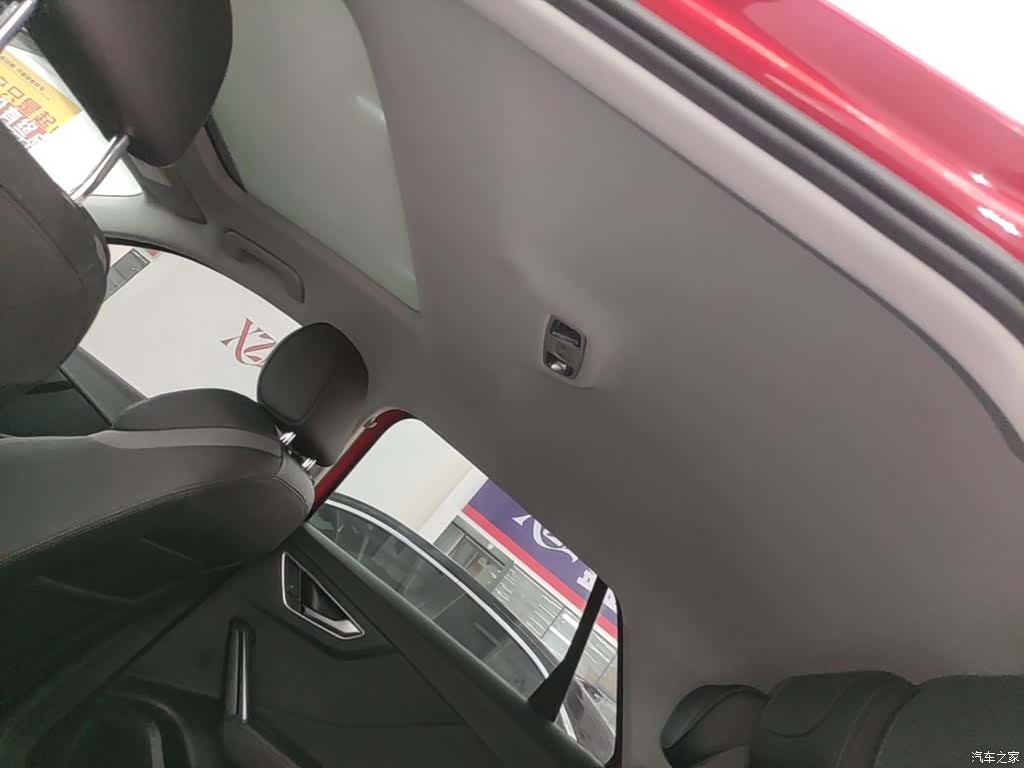 Audi Q2L, 2022 18