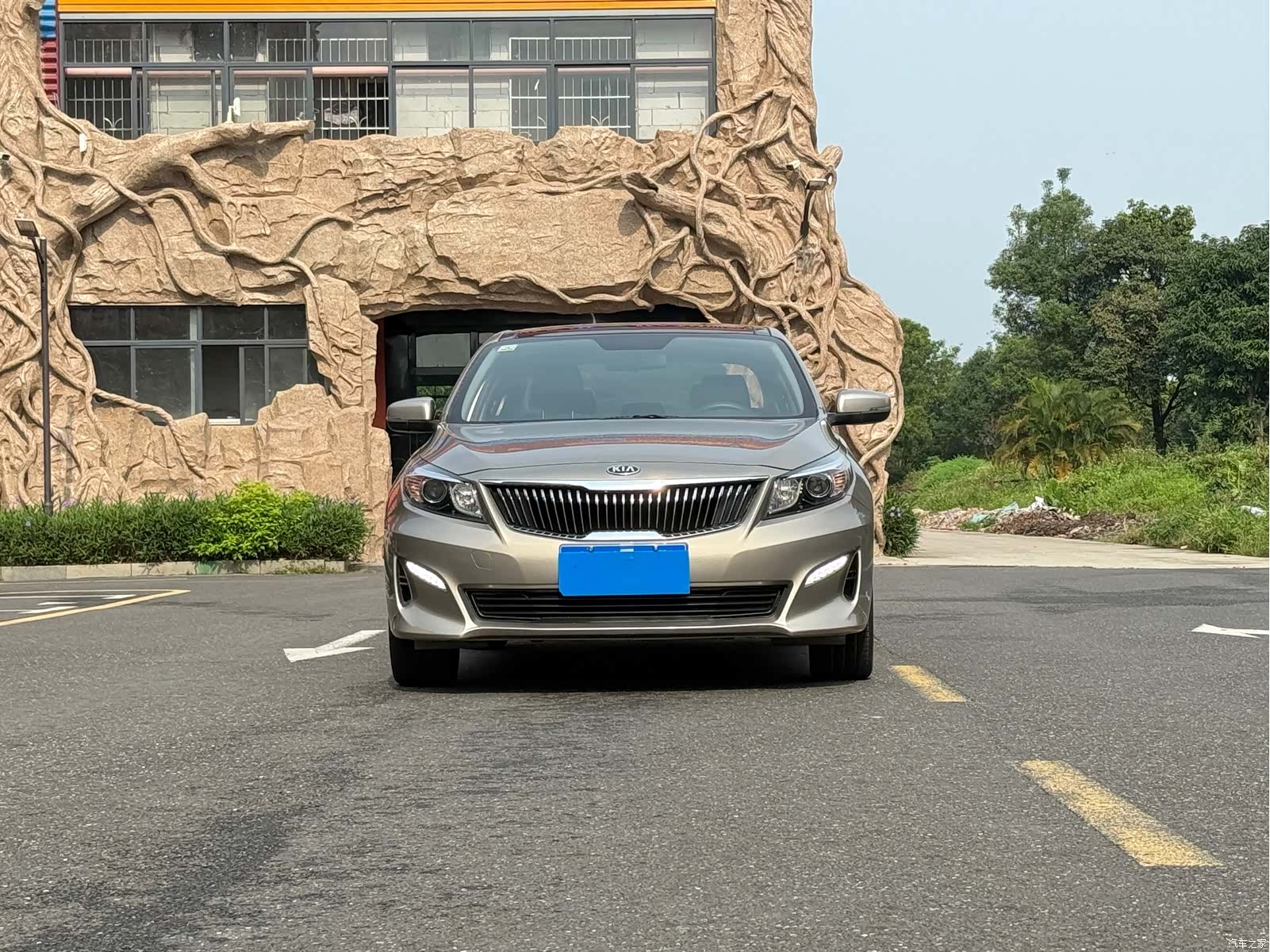 Kia GLS, 2018 2