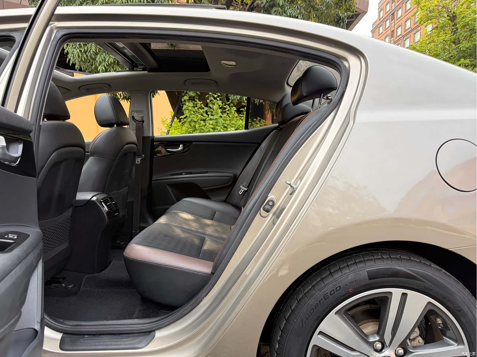 Kia GLS, 2018 7