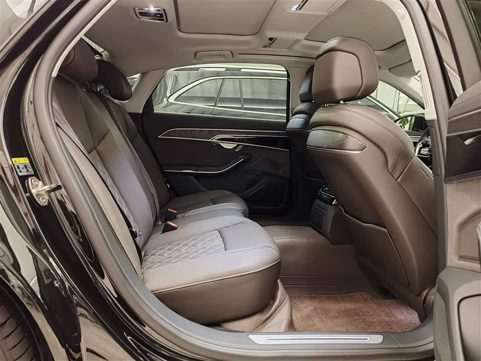 Audi A8 Audi A8