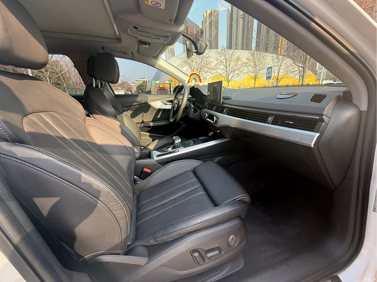 Audi A4L, 2021 11