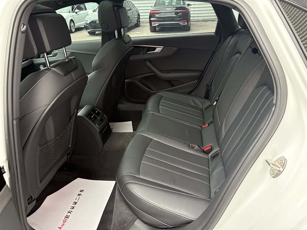 Audi A4L, 2023 10