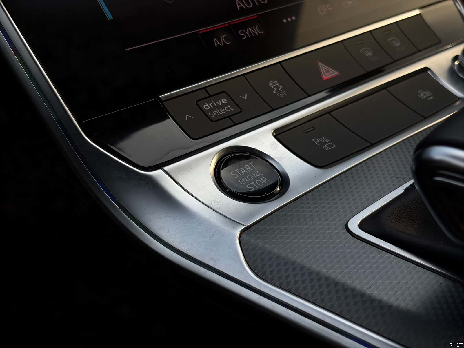 Audi A6L, 2022 15