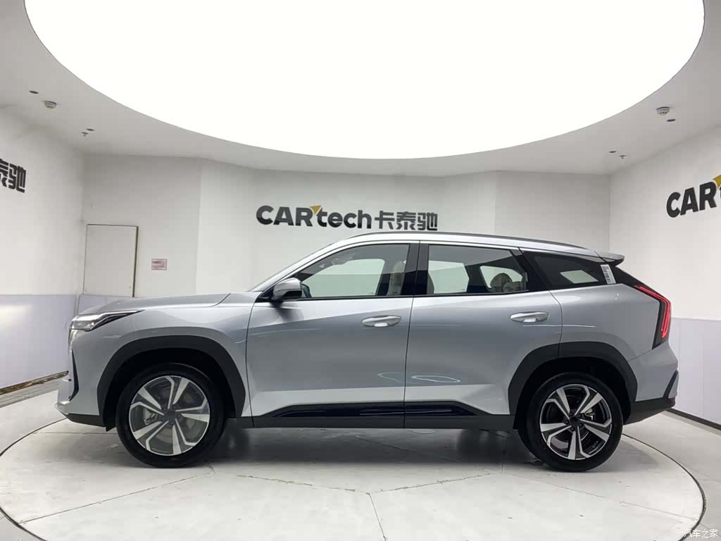 Geely Boyue, 2025 8