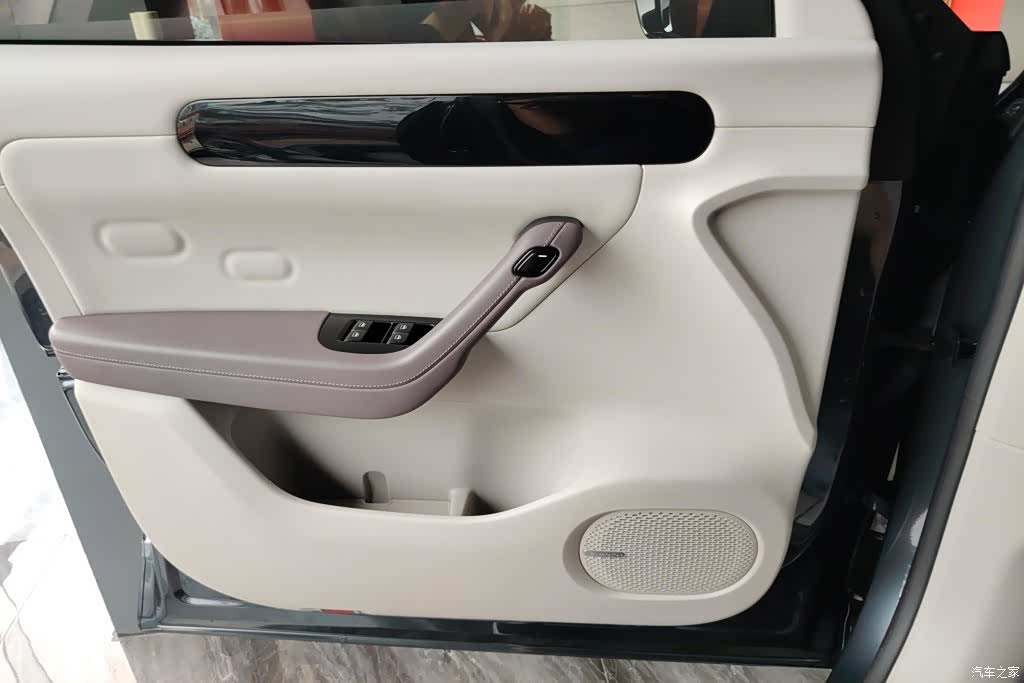Leapmotor C11, 2023 7