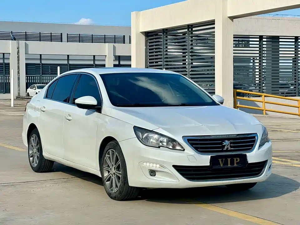 Peugeot 408