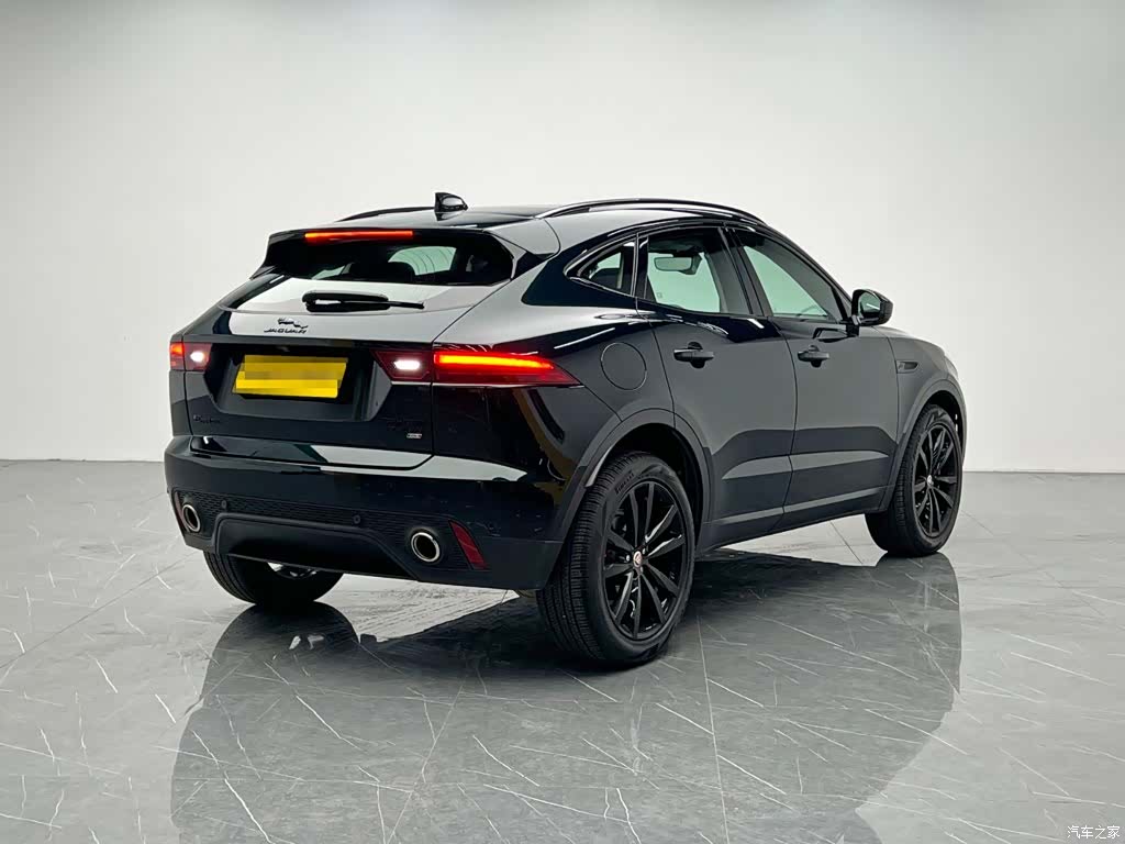 Land Rover E-PACE, 2024 6
