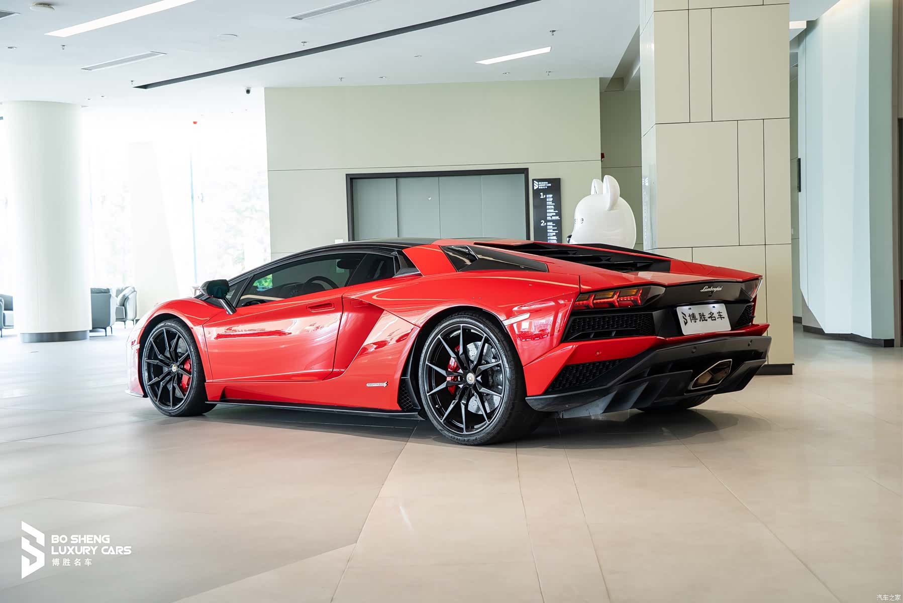 Lamborghini Aventador, 2019 все фото