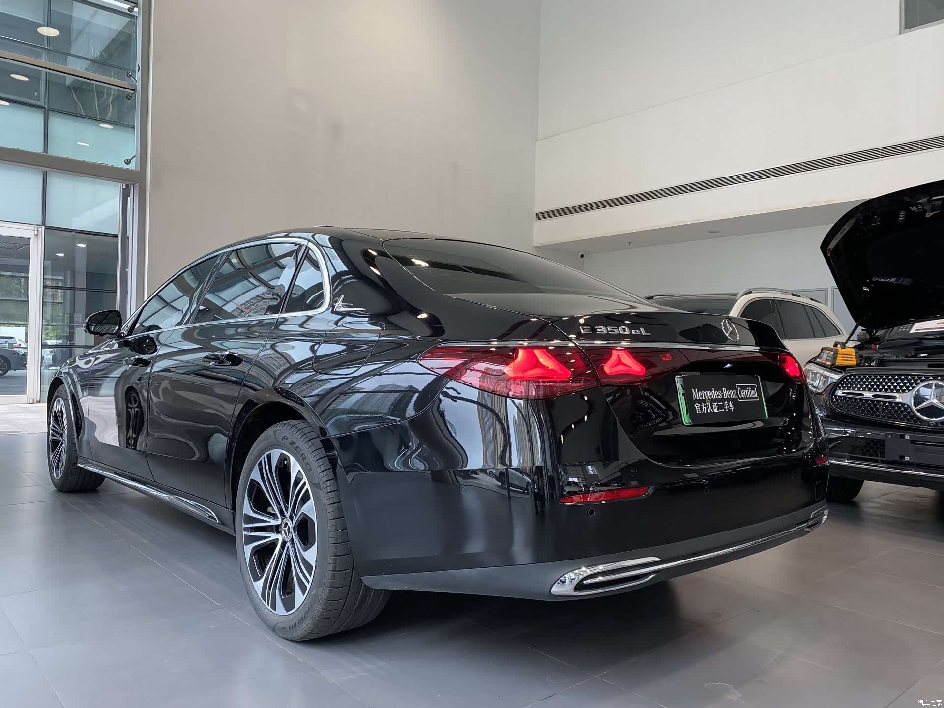 Mercedes-Benz E-Class, 2024 14