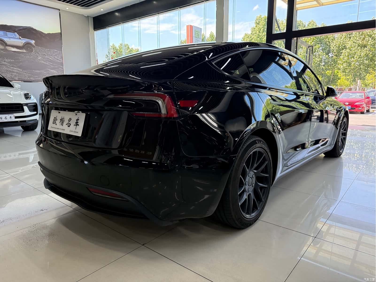 Tesla Model 3, 2024 6