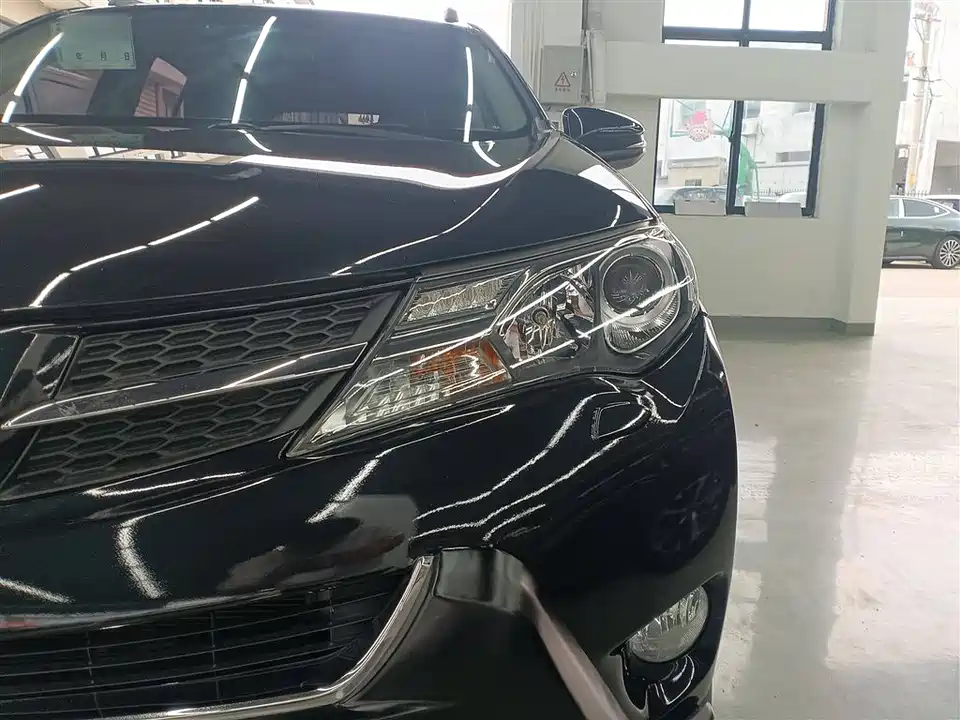 Toyota RAV4 Rongfang