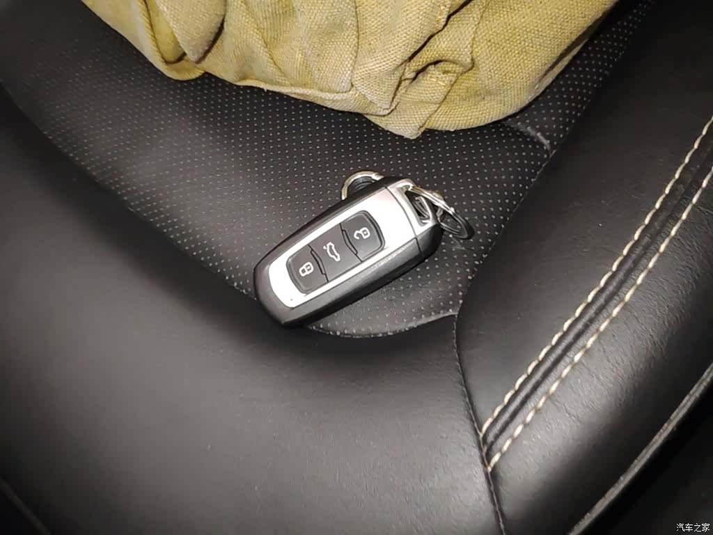 Geely Emgrand, 2016 9