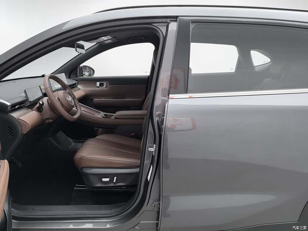 Wuling Starlight, 2025 10