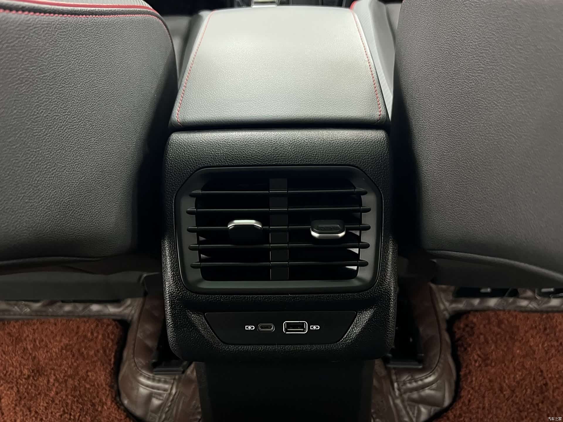 Volkswagen Lamando, 2023 13