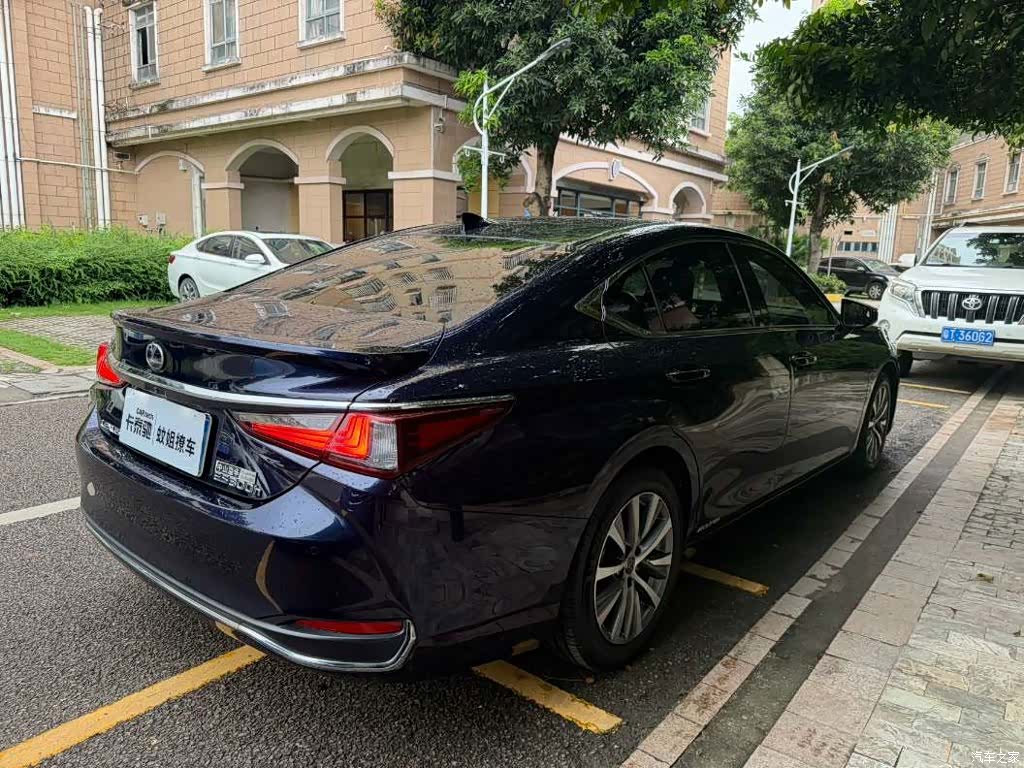 Lexus ES, 2019 2